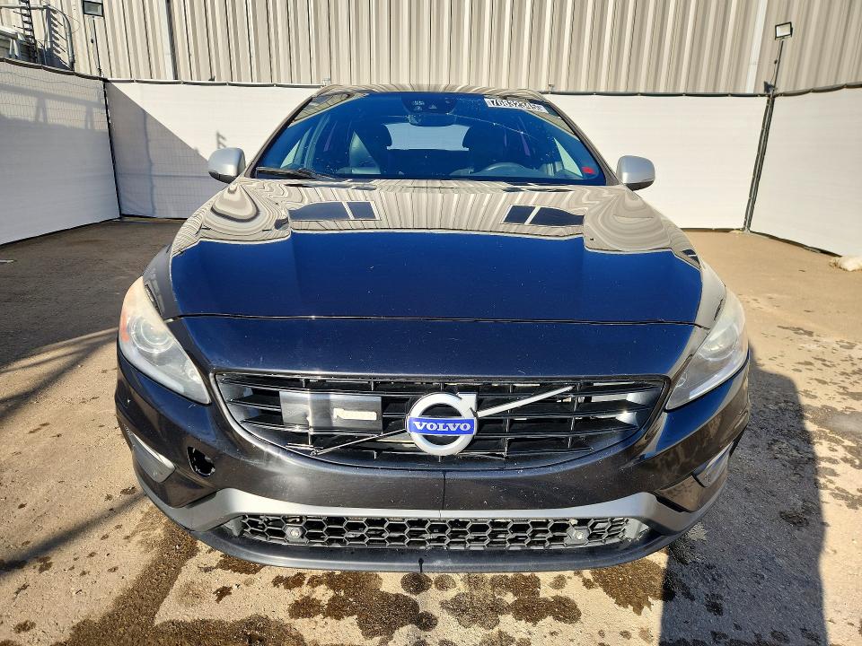 Продаж на аукціоні авто 2017 Volvo V60, vin: YV149MSR3H1362253, номер лоту: 76832345