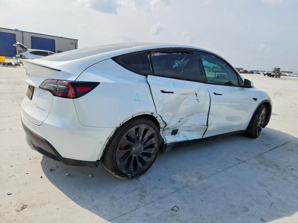 Продажа на аукционе авто 2022 Tesla Model Y, vin: 7SAYGDEF7NF405528, номер лота: 77522345