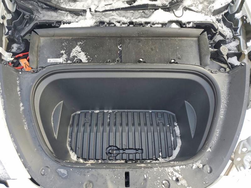 2024 Tesla Model Y მანქანა იყიდება აუქციონზე, vin: 7SAYGDED0RF990070, აუქციონის ნომერი: 73662275