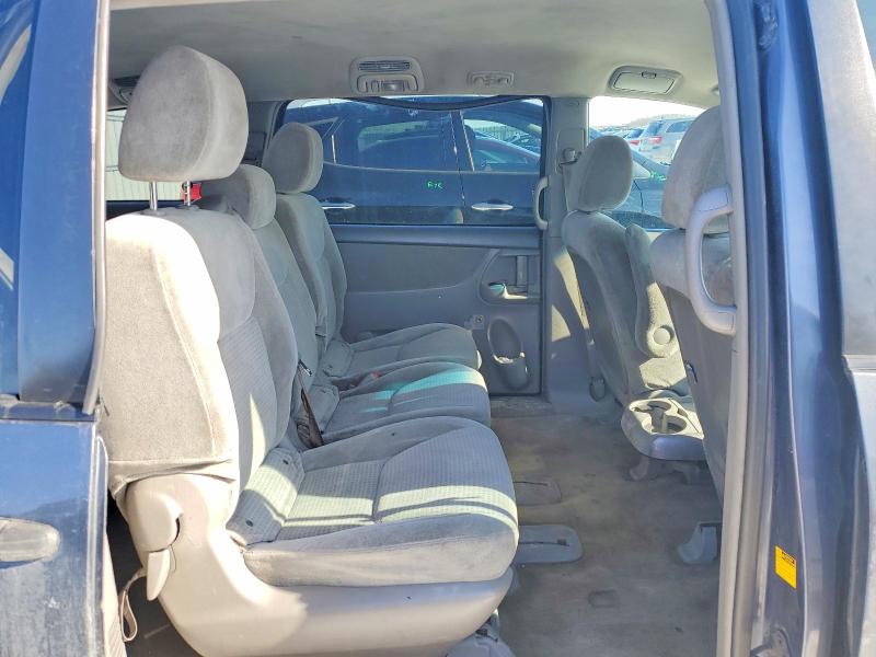 2010 Toyota Sienna მანქანა იყიდება აუქციონზე, vin: 5TDZK4CC9AS307938, აუქციონის ნომერი: 75446045