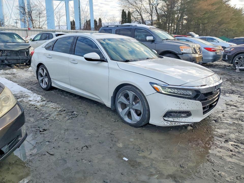Продаж на аукціоні авто 2018 Honda Accord, vin: 1HGCV1F96JA186683, номер лоту: 77484135