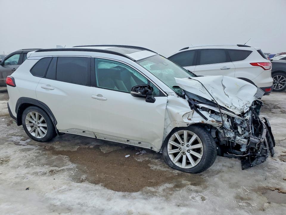 77107455 :رقم المزاد ، 7MUDAABG0RV097005 vin ، 2024 Toyota Corolla Cross مزاد بيع