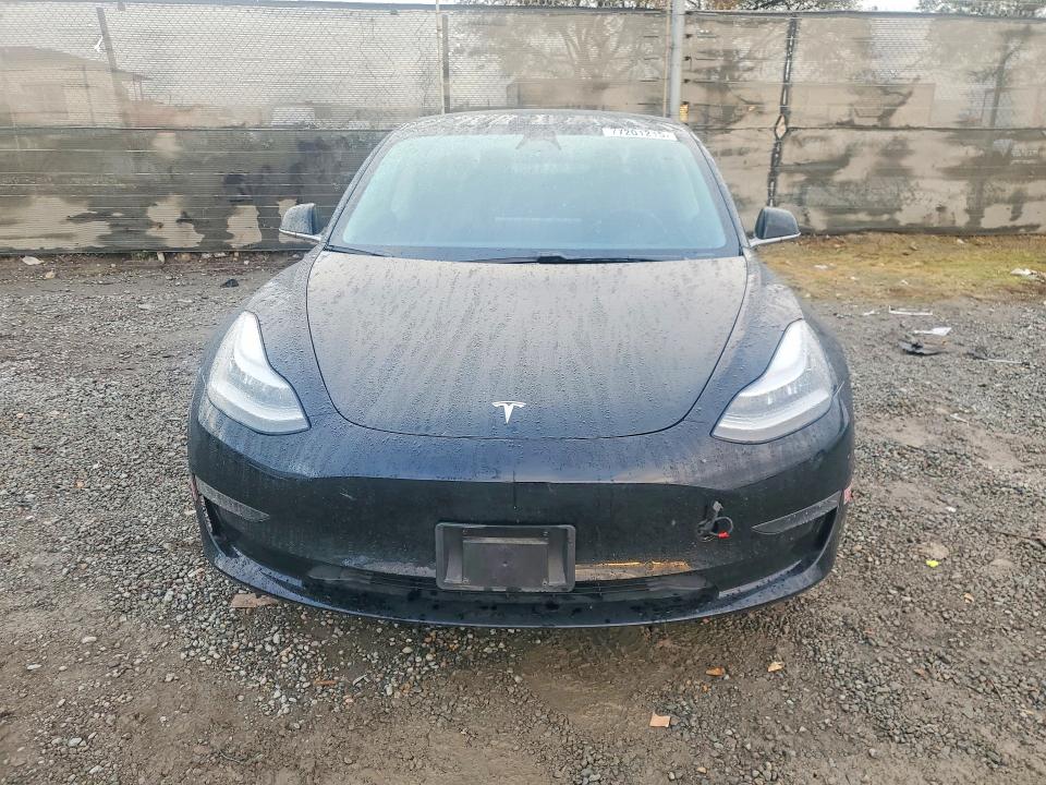 78865105 :رقم المزاد ، 5YJ3E1EA5KF397876 vin ، 2019 Tesla Model 3 مزاد بيع