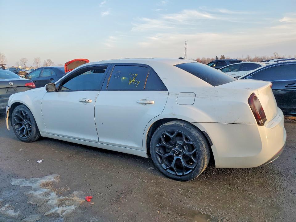 75639235 :رقم المزاد ، 2C3CCABG9FH832790 vin ، 2015 Chrysler 300 مزاد بيع