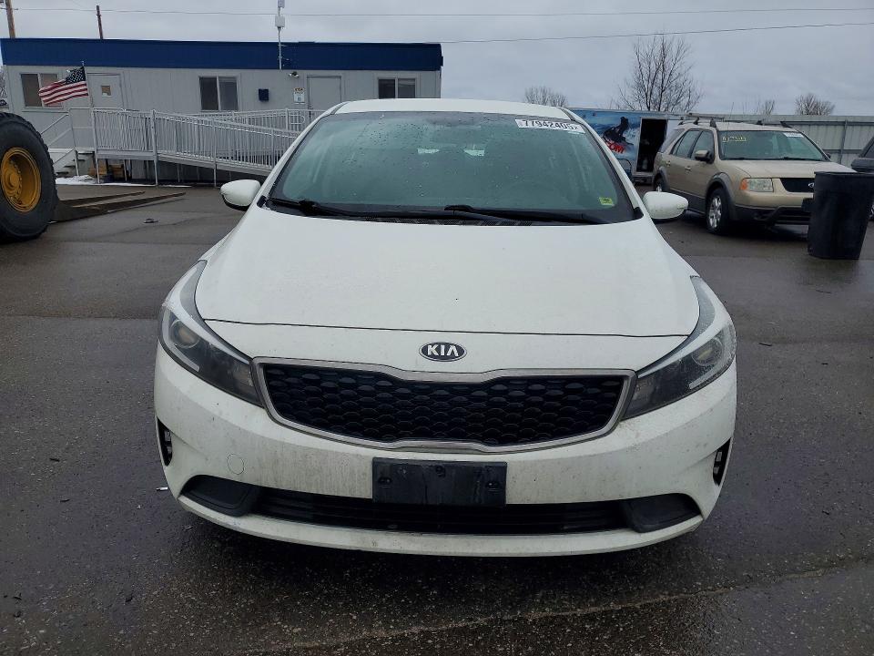 Продажа на аукционе авто 2017 Kia Forte, vin: 3KPFK4A7XHE094012, номер лота: 77942405