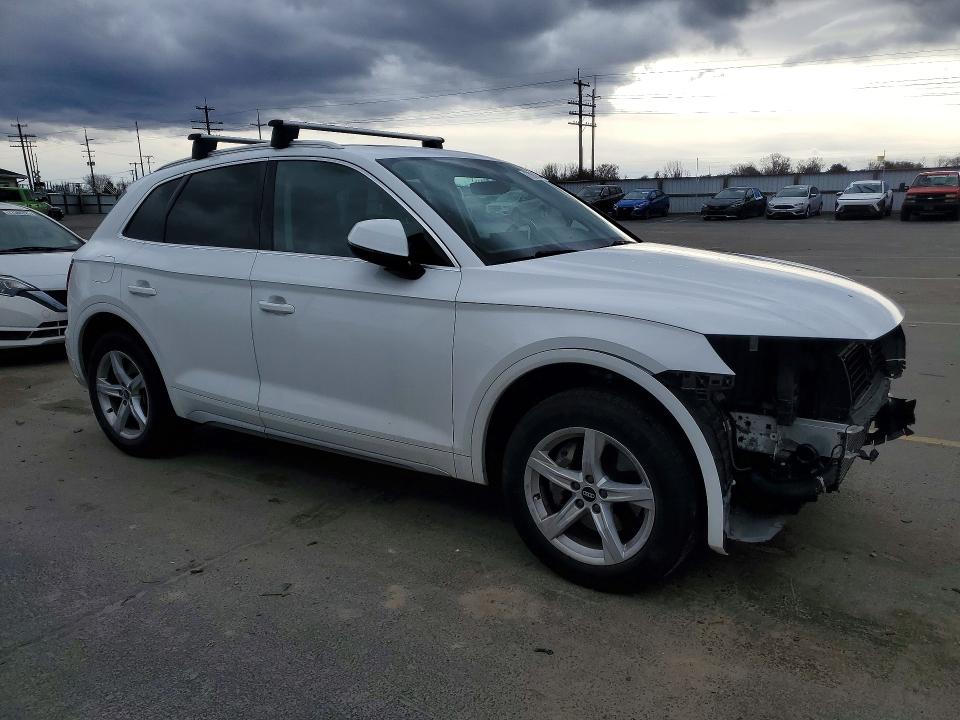 Продажа на аукционе авто 2021 Audi Q5, vin: WA1AAAFY5M2047999, номер лота: 77914765