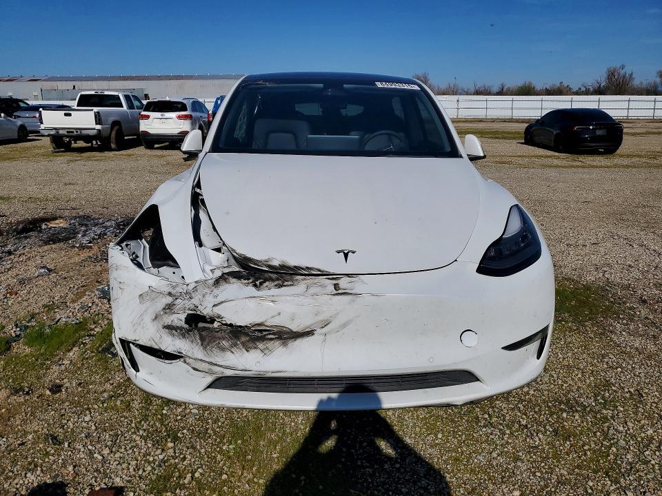 Продажа на аукционе авто 2022 Tesla Model Y, vin: 7SAYGDEE8NA021181, номер лота: 84993315