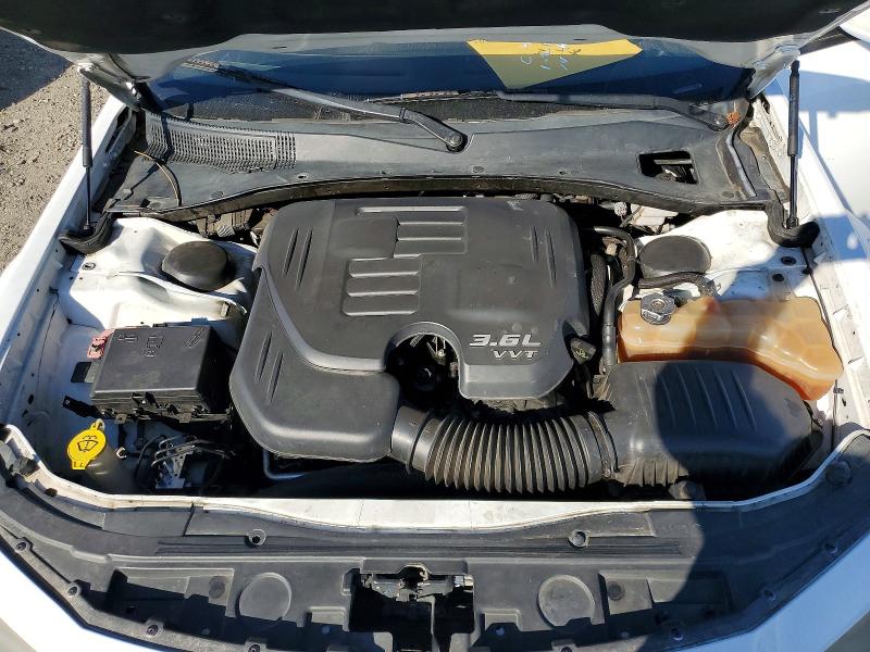 Продажа на аукционе авто 2018 Chrysler 300, vin: 2C3CCABG9JH141204, номер лота: 76050945