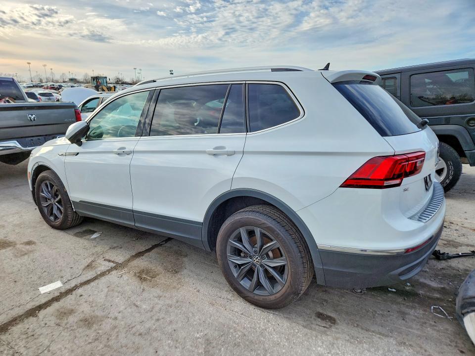 Aukcja sprzedaży 2022 Volkswagen Tiguan, vin: 3VV3B7AX3NM094375, numer aukcji: 75824005