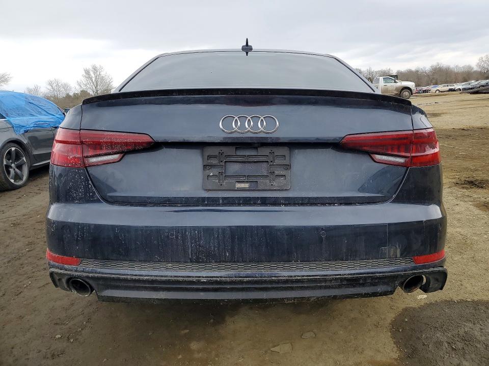 Продаж на аукціоні авто 2018 Audi A4, vin: WAUENAF41JA027630, номер лоту: 76422895