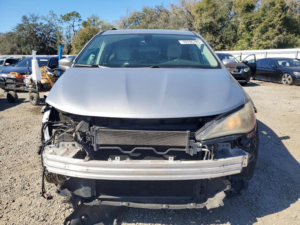 Продаж на аукціоні авто 2017 Chrysler Pacifica, vin: 2C4RC1BG3HR528664, номер лоту: 76795785