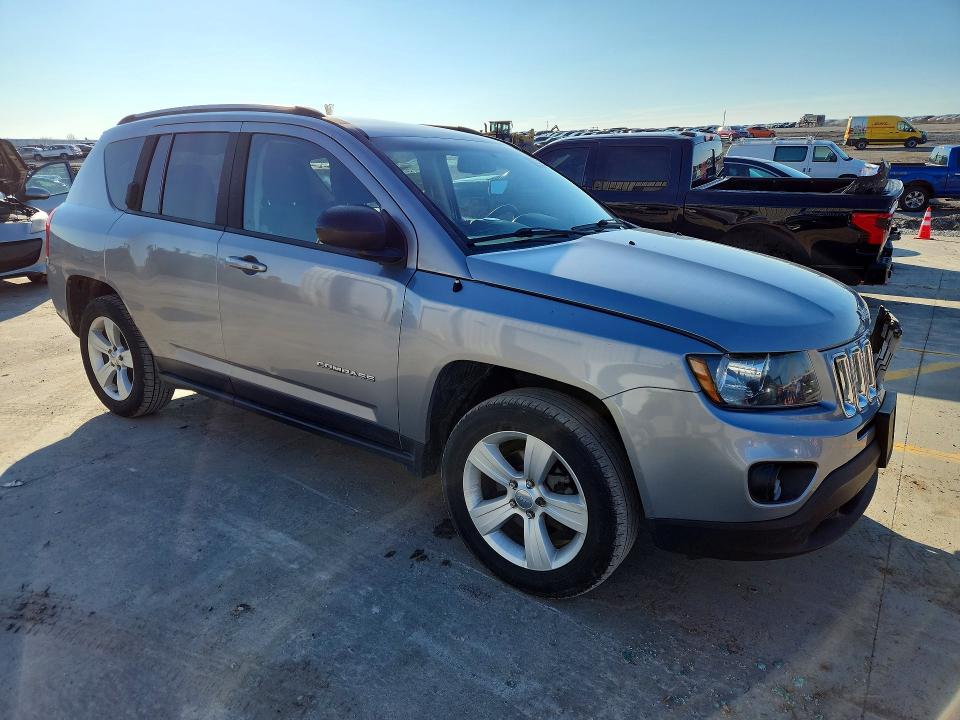 2016 Jeep Compass მანქანა იყიდება აუქციონზე, vin: 1C4NJCBA7GD675289, აუქციონის ნომერი: 77232635