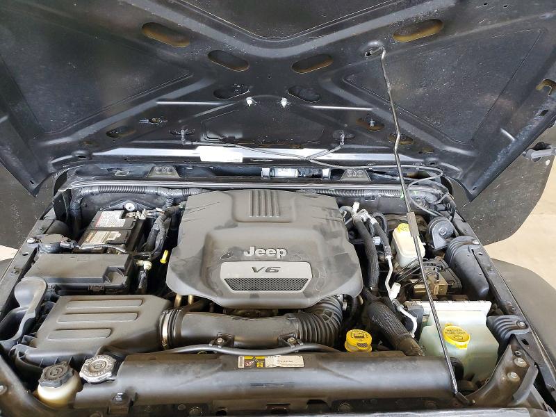 77462665 :رقم المزاد ، 1C4HJWDG9GL236259 vin ، 2016 Jeep Wrangler Unlimited مزاد بيع