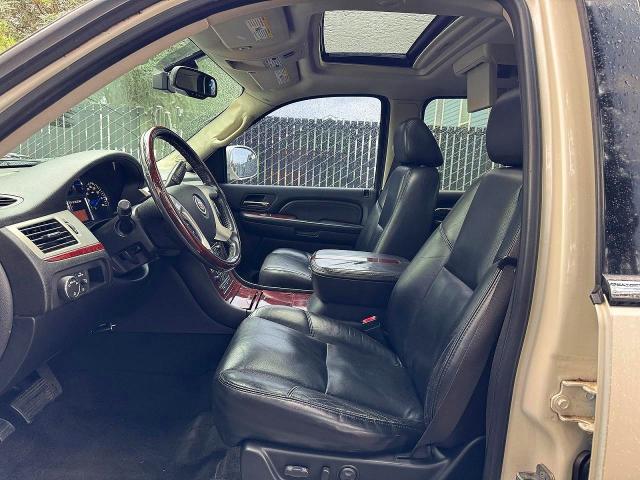 76095325 :رقم المزاد ، 3GYFK62838G252174 vin ، 2008 Cadillac Escalade E مزاد بيع