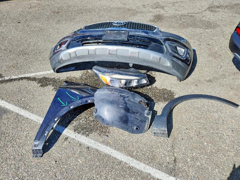 2017 Kia Sorento მანქანა იყიდება აუქციონზე, vin: 5XYPH4A17HG188687, აუქციონის ნომერი: 77554355