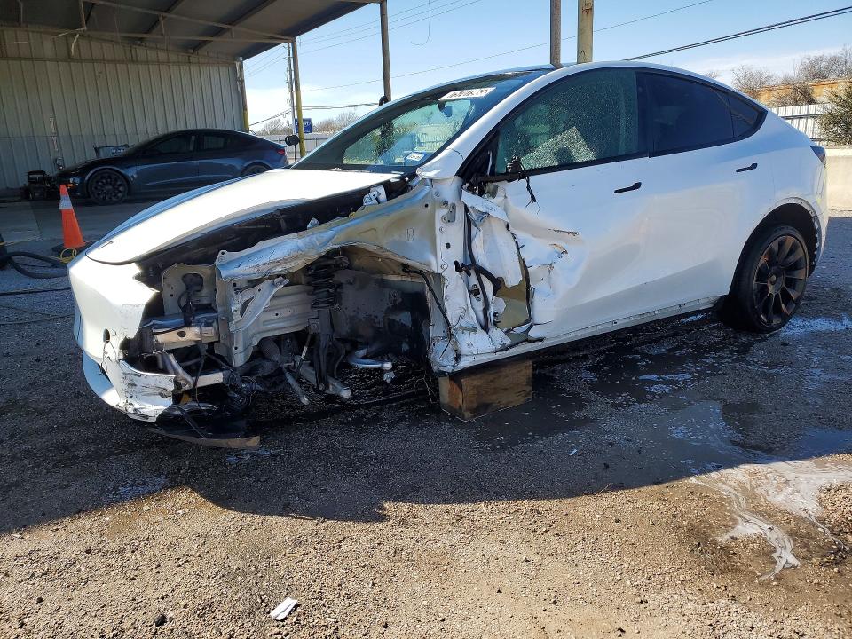2023 Tesla Model Y მანქანა იყიდება აუქციონზე, vin: 7SAYGDEEXPA050605, აუქციონის ნომერი: 75707965