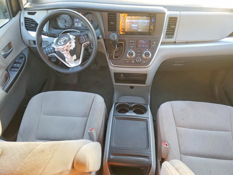 Aukcja sprzedaży 2017 Toyota Sienna Le, vin: 5TDKZ3DC3HS821719, numer aukcji: 75783935