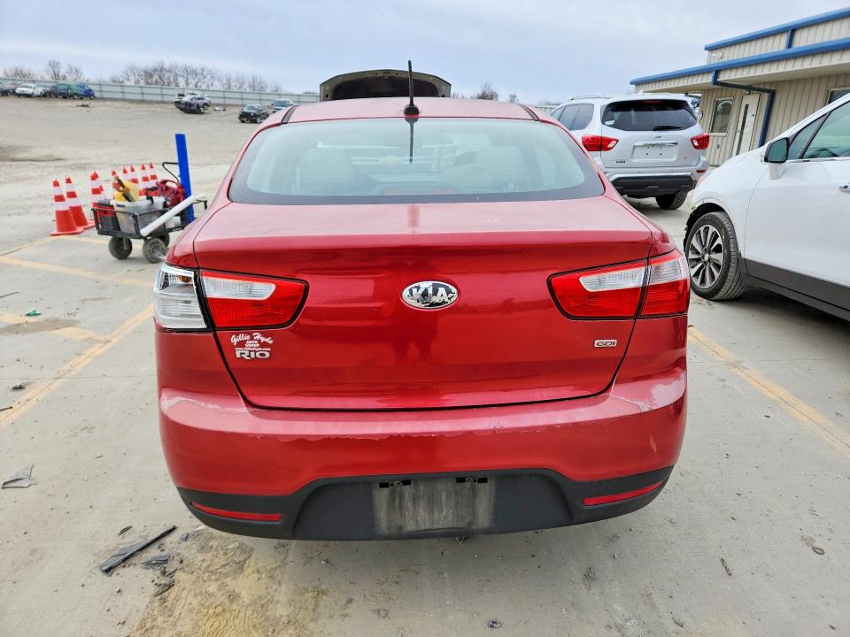 2015 Kia Rio მანქანა იყიდება აუქციონზე, vin: KNADM4A37F6464847, აუქციონის ნომერი: 78487545