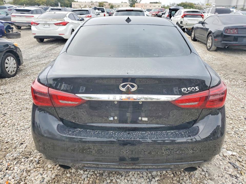 Продажа на аукционе авто 2018 Infiniti Q50 Luxe, vin: JN1EV7AP5JM352841, номер лота: 76139335