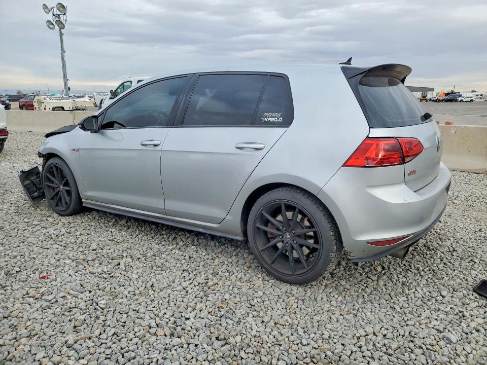 79097015 :رقم المزاد ، 3VW447AUXHM044321 vin ، 2017 Volkswagen Gti مزاد بيع
