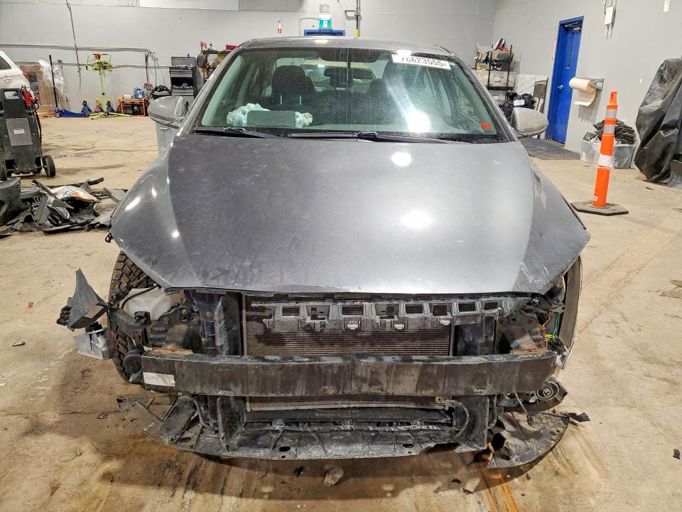 Продажа на аукционе авто 2018 Hyundai Elantra Se, vin: 5NPD74LF8JH271137, номер лота: 76623555