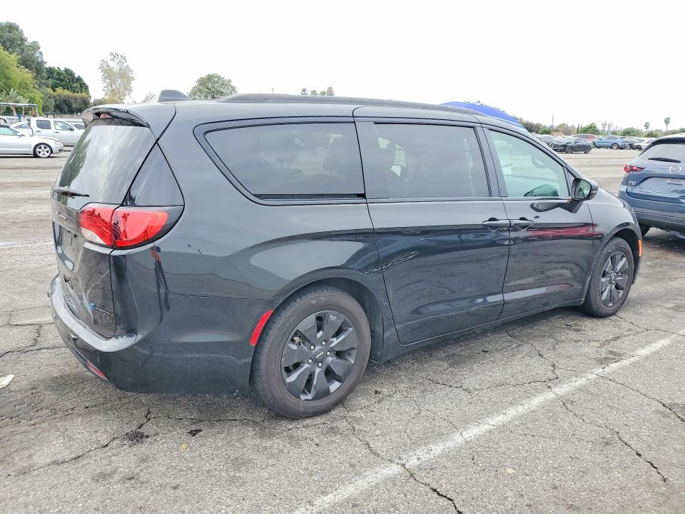 77923975 :رقم المزاد ، 2C4RC1N78LR257881 vin ، 2020 Chrysler Pacifica مزاد بيع