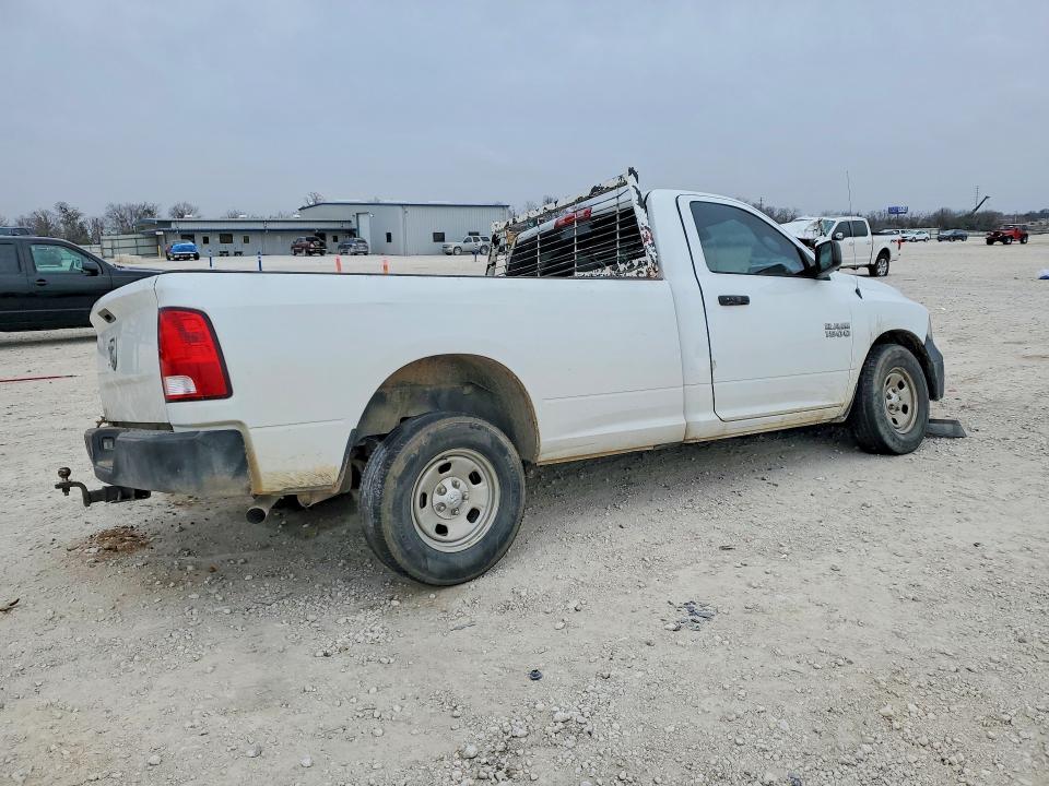 76904135 :رقم المزاد ، 3C6JR6DGXFG578137 vin ، 2015 Ram 1500 مزاد بيع