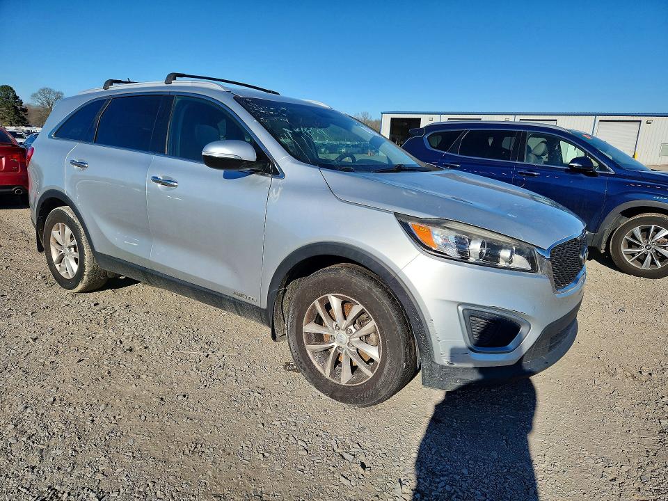Продажа на аукционе авто 2017 Kia Sorento, vin: 5XYPGDA54HG231565, номер лота: 79274135