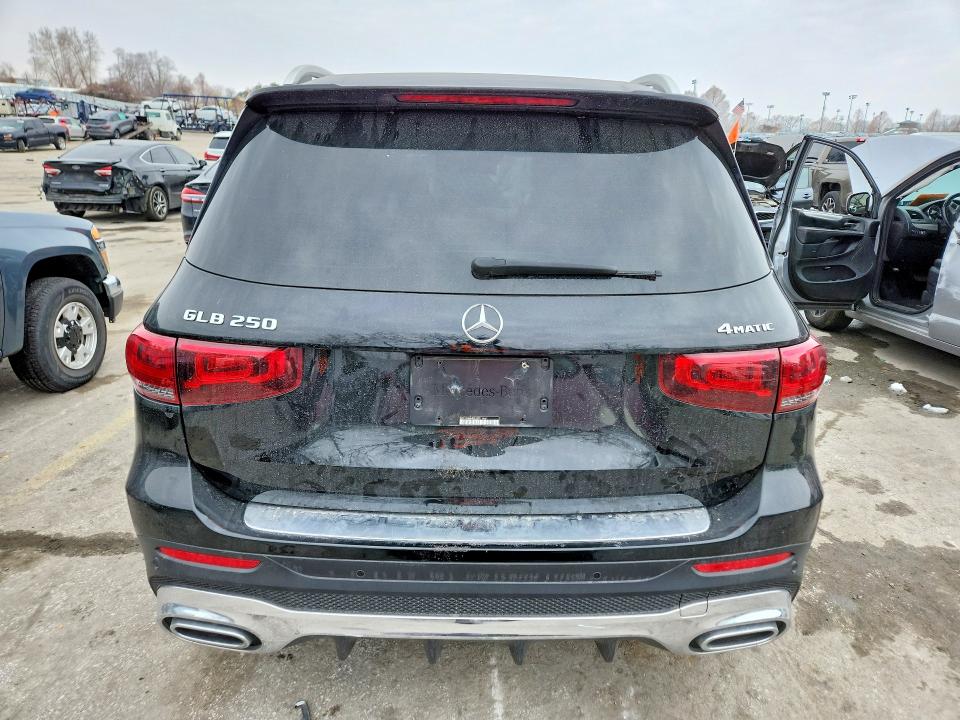 75587325 :رقم المزاد ، WDC4M4HB3LW011461 vin ، 2020 Mercedes-benz Glb مزاد بيع