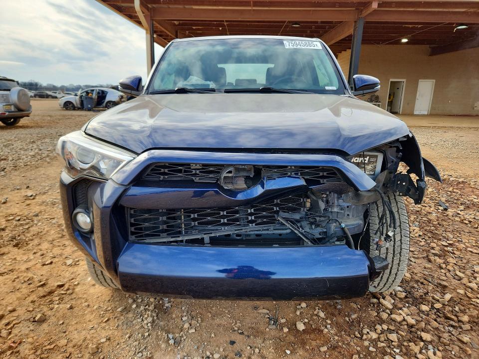75945885 :رقم المزاد ، JTEZU5JR6J5187251 vin ، 2018 Toyota 4runner مزاد بيع