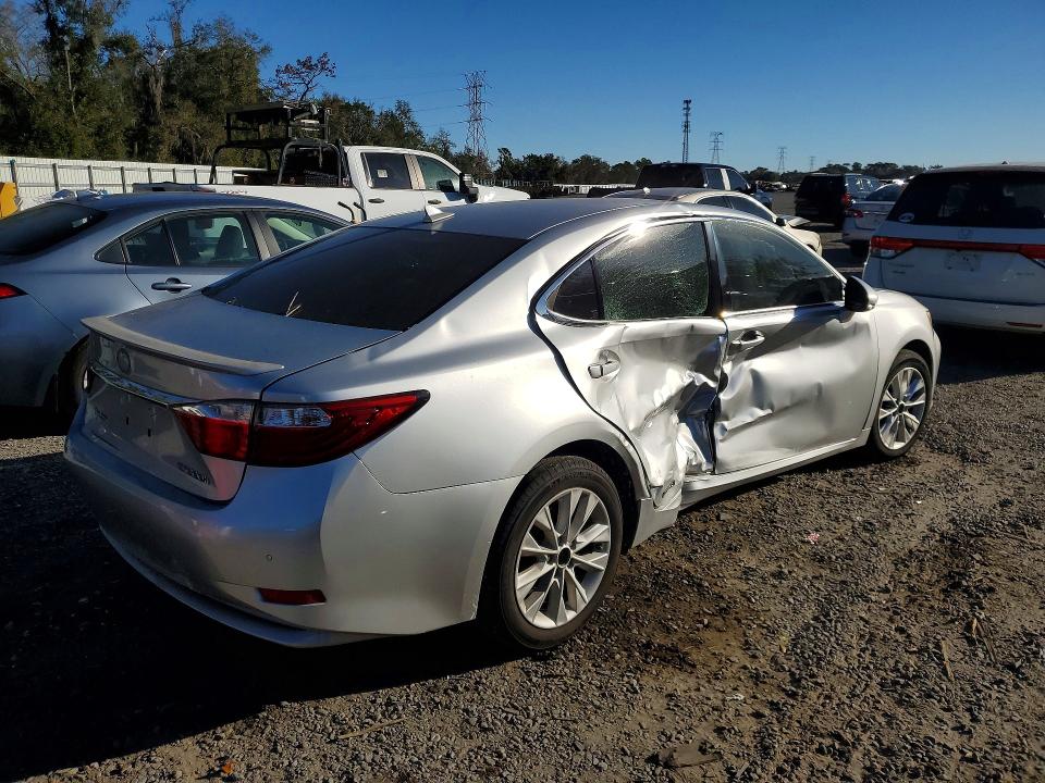 2013 Lexus Es მანქანა იყიდება აუქციონზე, vin: JTHBW1GG6D2030032, აუქციონის ნომერი: 54161166