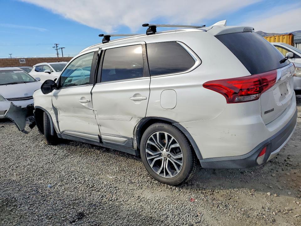 Auction sale of the 2018 Mitsubishi Outlander, vin: JA4AD3A32JZ022785, lot number: 78338225