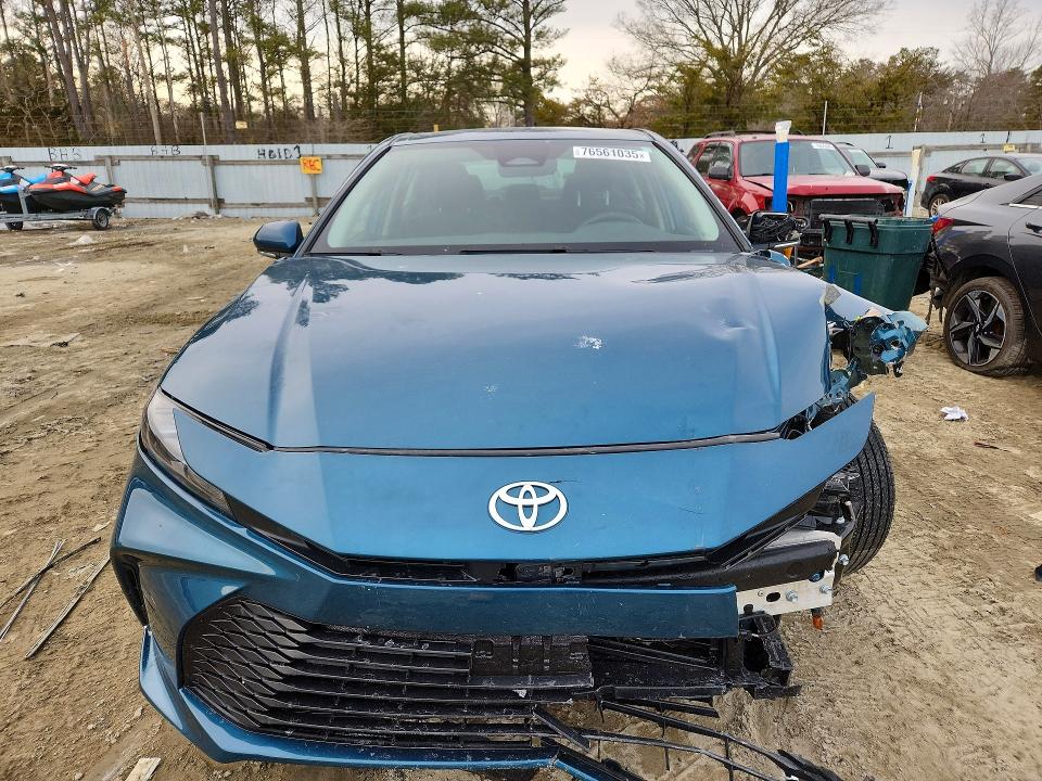 Продаж на аукціоні авто 2025 Toyota Camry, vin: 4T1DAACK7SU631238, номер лоту: 76561035