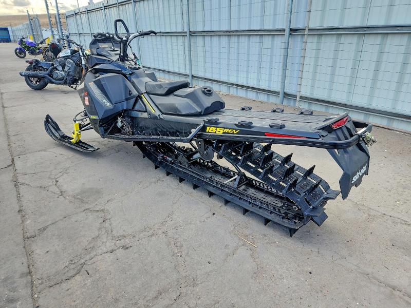 Продажа на аукционе авто 2018 Ski-doo Summit, vin: 2BPSTDJD3JV000484, номер лота: 77102315