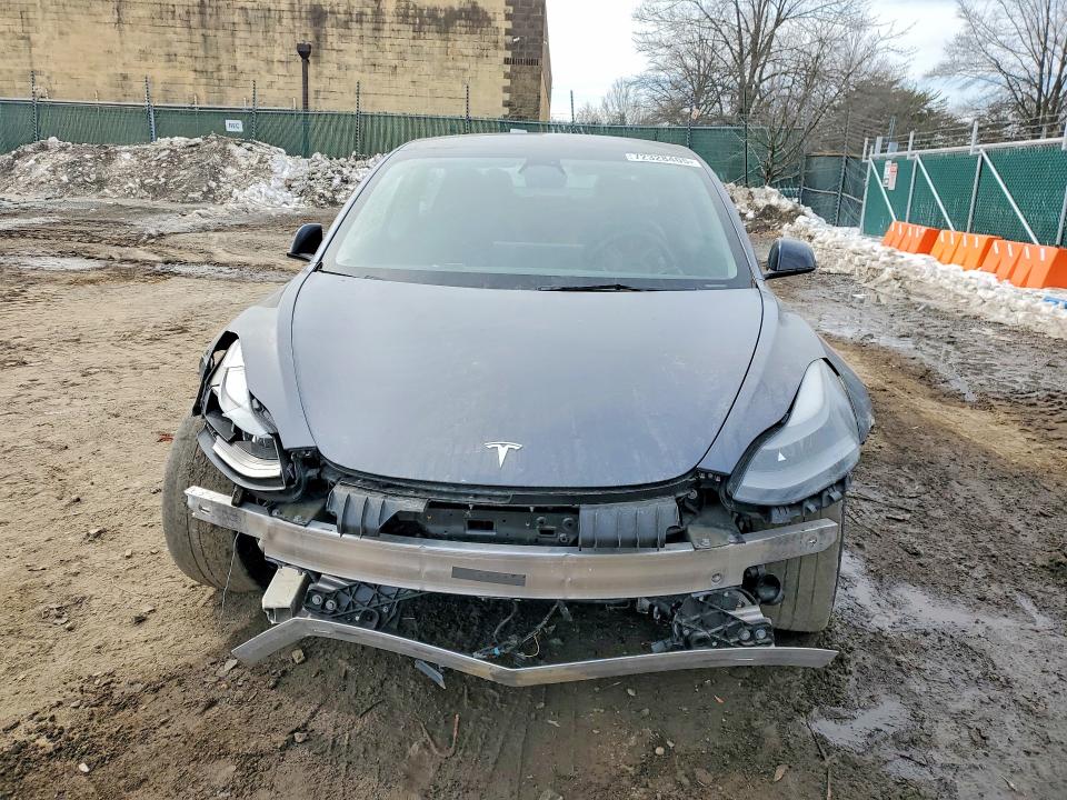 Продажа на аукционе авто 2023 Tesla Model 3, vin: 5YJ3E1EA9PF437089, номер лота: 72328405