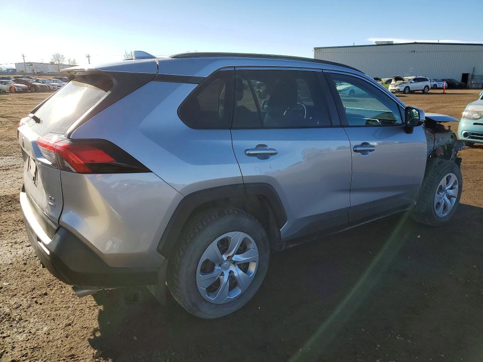 77090175 :رقم المزاد ، 2T3B1RFV4MC200492 vin ، 2021 Toyota Rav4 مزاد بيع