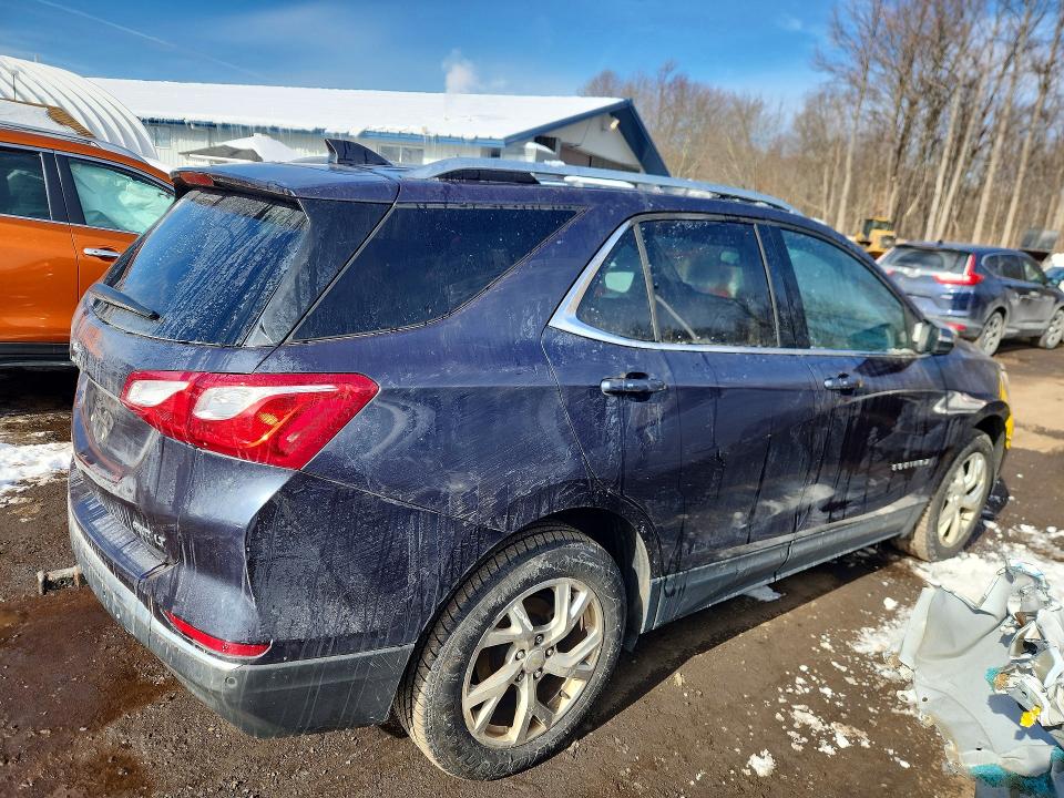 Продажа на аукционе авто 2019 Chevrolet Equinox, vin: 3GNAXVEX0KL184100, номер лота: 76240355