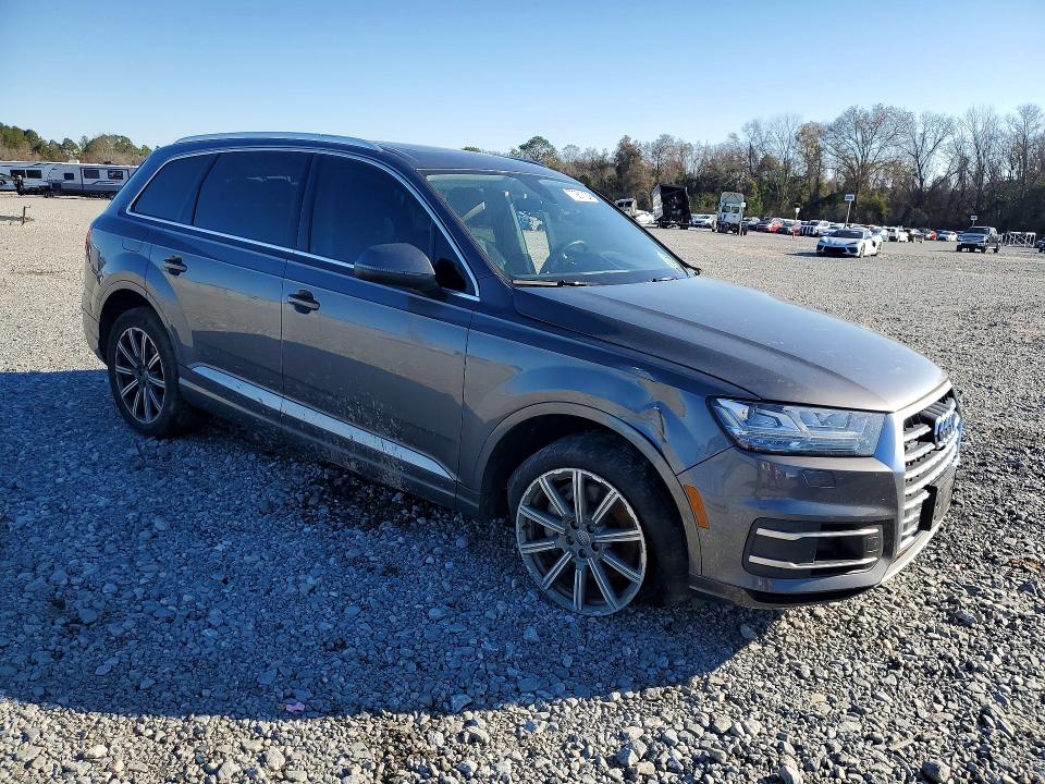 Продаж на аукціоні авто 2019 Audi Q7, vin: WA1LAAF72KD004786, номер лоту: 77281725
