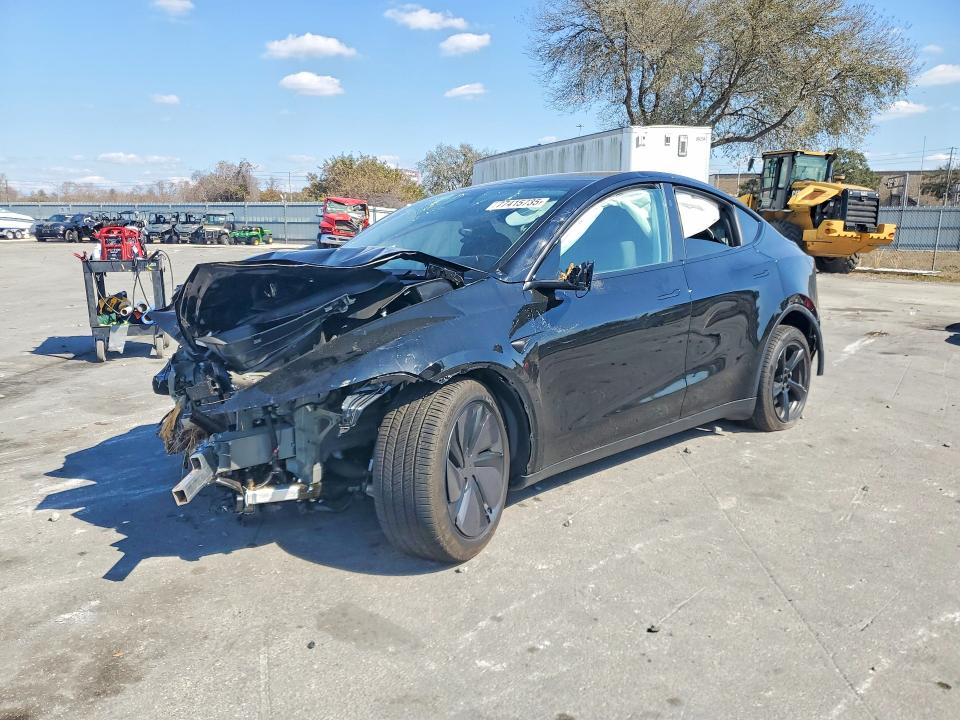 Продажа на аукционе авто 2026 Tesla Model Y, vin: 7SAYGDED6TA484084, номер лота: 77415735