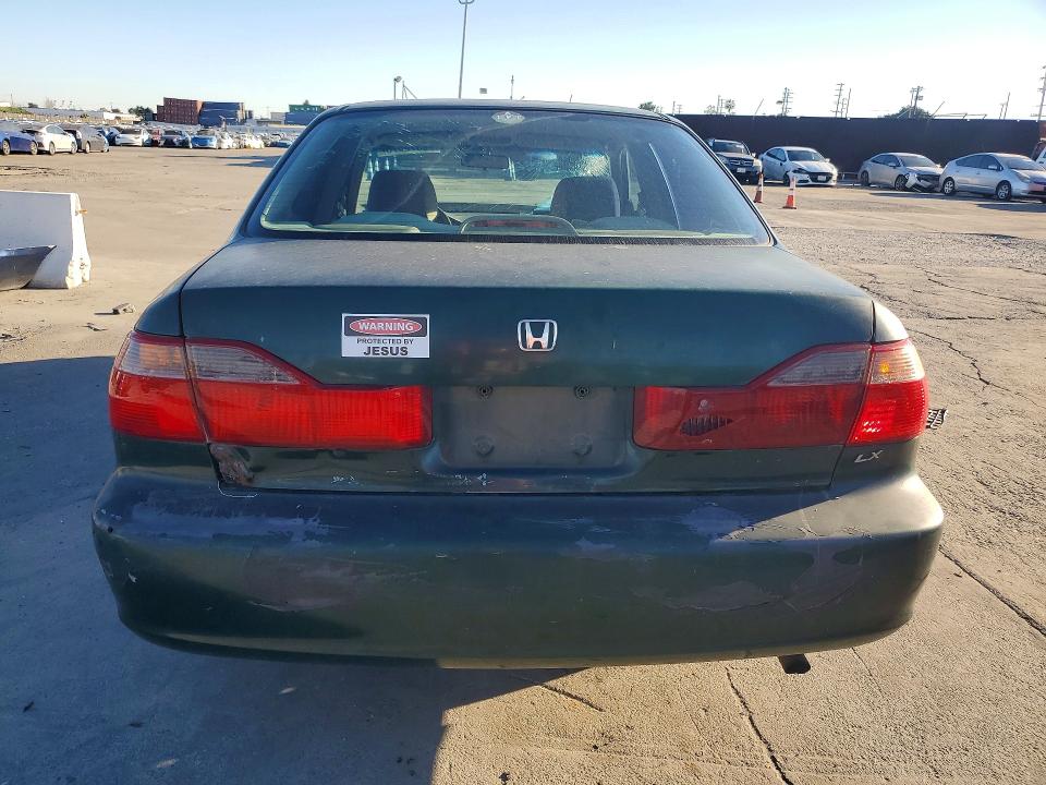 Продажа на аукционе авто 1998 Honda Accord, vin: 1HGCG5643WA076753, номер лота: 78376575