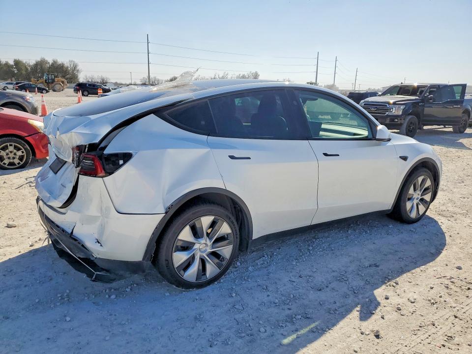 2023 Tesla Model Y მანქანა იყიდება აუქციონზე, vin: 7SAYGDEE7PA147986, აუქციონის ნომერი: 77575435