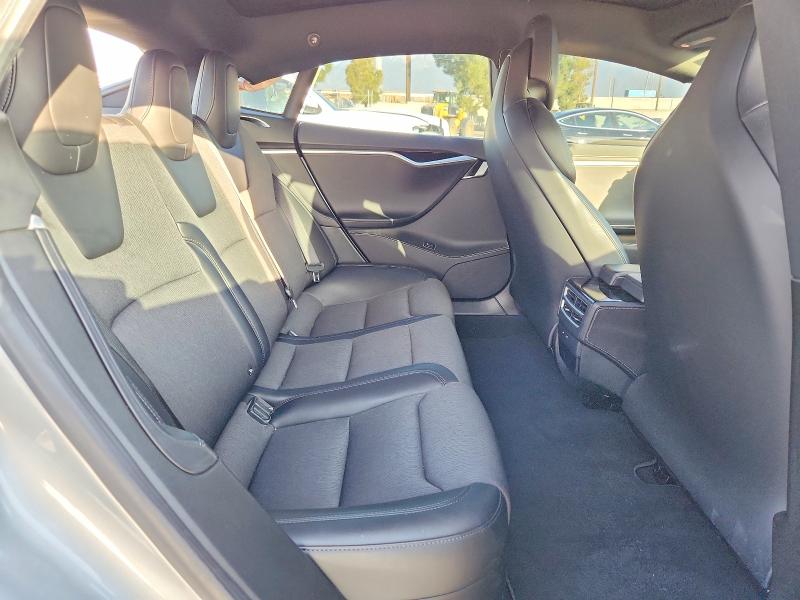 Продажа на аукционе авто 2018 Tesla Model S, vin: 5YJSA1E28JF245489, номер лота: 79084285