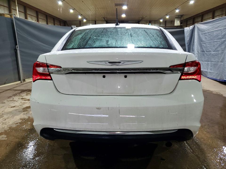 Продажа на аукционе авто 2013 Chrysler 200, vin: 1C3CCBBB1DN743911, номер лота: 77802235