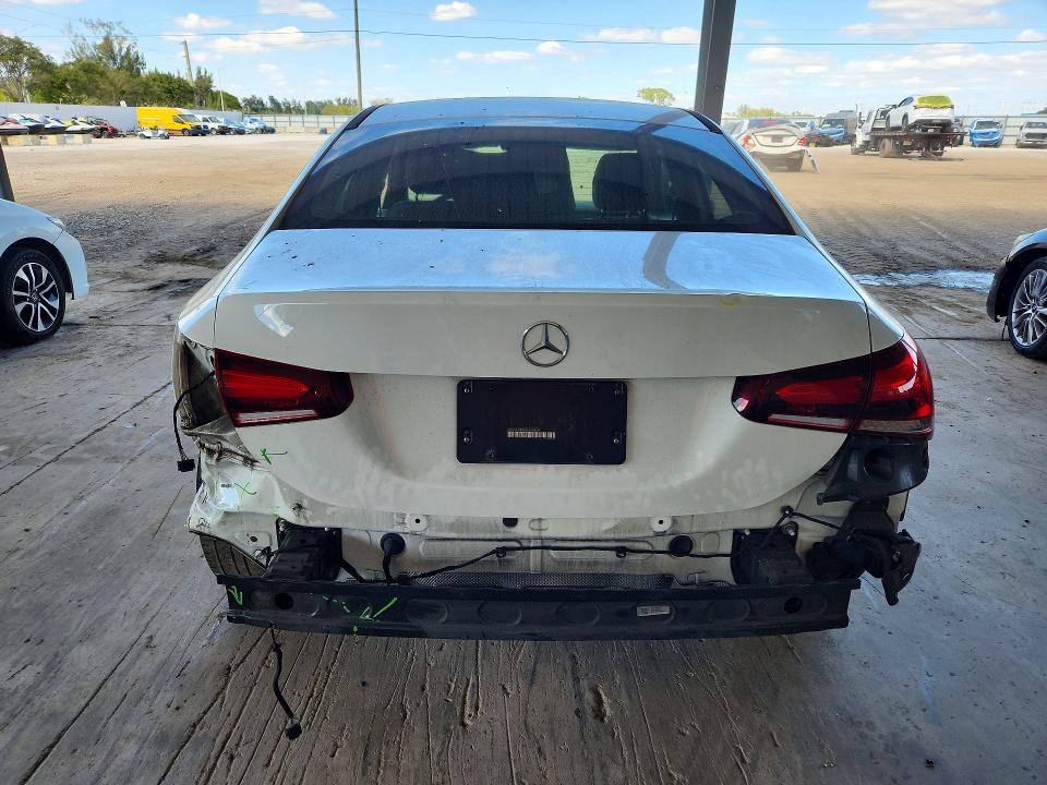 2021 Mercedes-benz A მანქანა იყიდება აუქციონზე, vin: W1K3G4EB9MJ308459, აუქციონის ნომერი: 79007715
