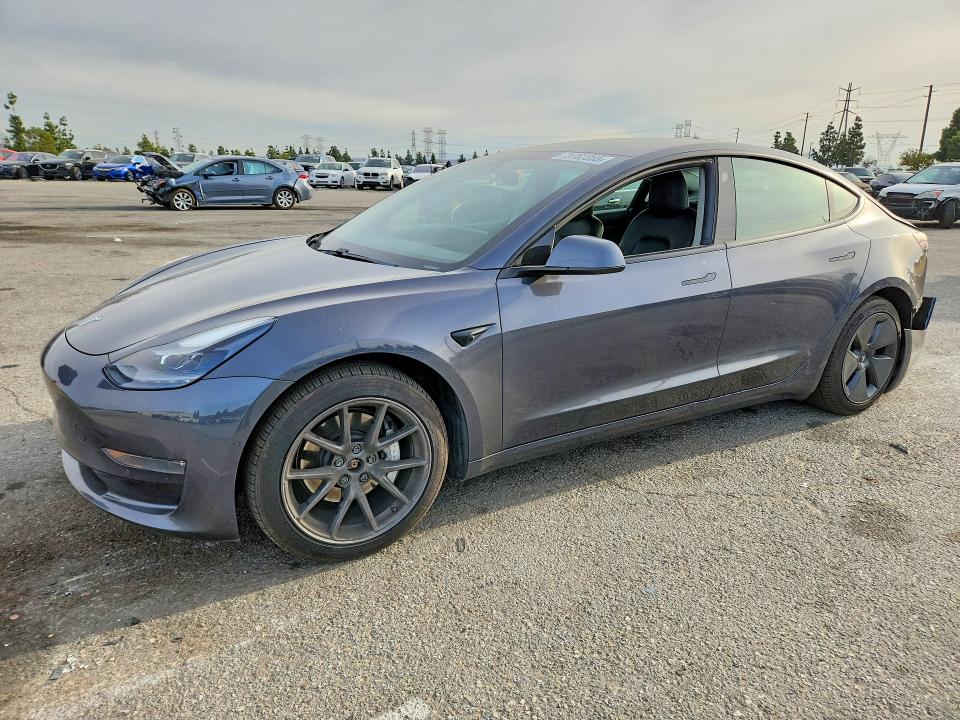 2021 Tesla Model 3 მანქანა იყიდება აუქციონზე, vin: 5YJ3E1EB1MF974611, აუქციონის ნომერი: 75782355