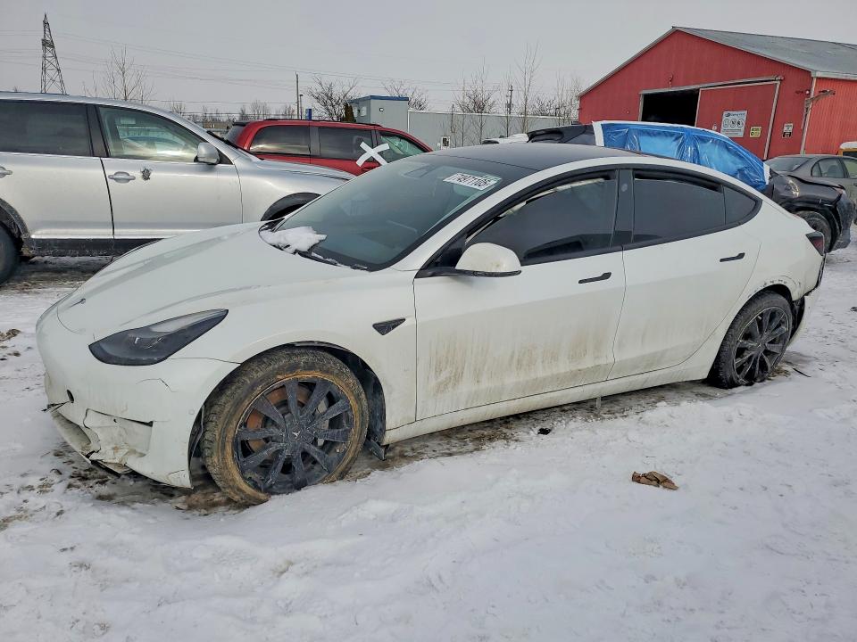 74971105 :رقم المزاد ، 5YJ3E1EA7NF374099 vin ، 2022 Tesla Model 3 مزاد بيع