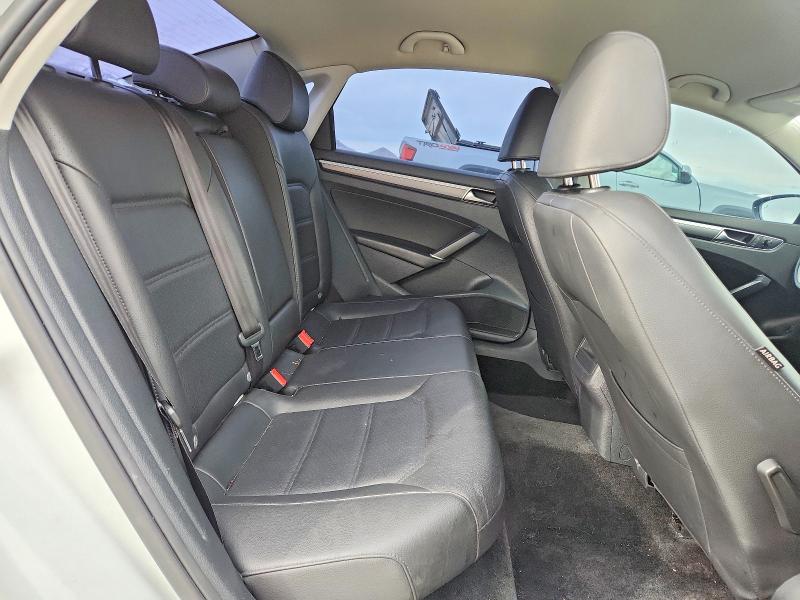 Продаж на аукціоні авто 2018 Volkswagen Passat, vin: 1VWAA7A32JC008858, номер лоту: 77520535