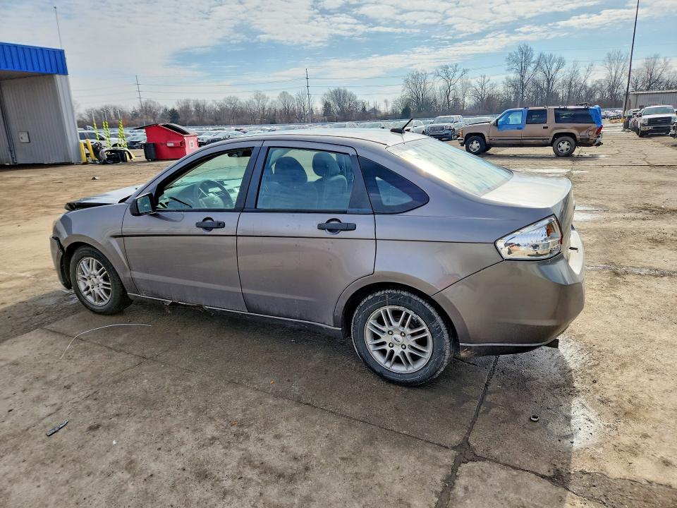 77439235 :رقم المزاد ، 1FAHP35N79W121676 vin ، 2009 Ford Focus مزاد بيع