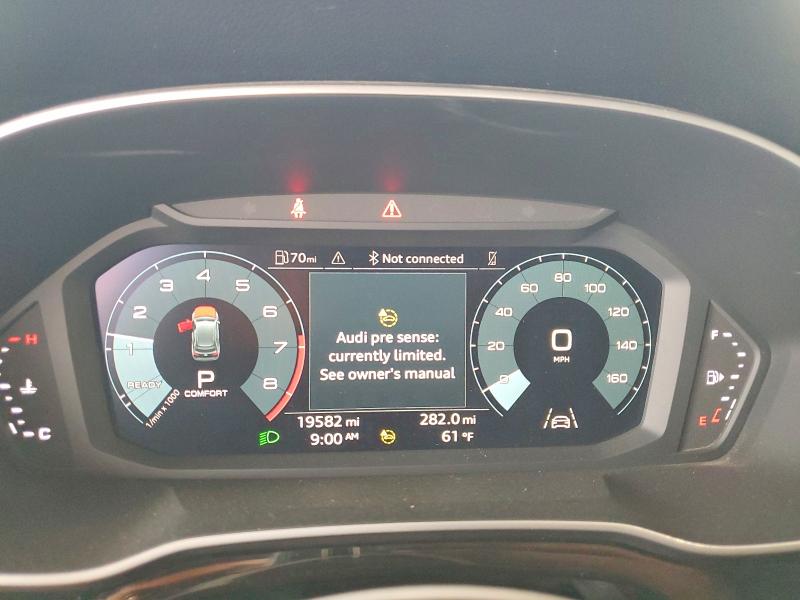 77390495 :رقم المزاد ، WA1DECF33N1131537 vin ، 2022 Audi Q3 مزاد بيع