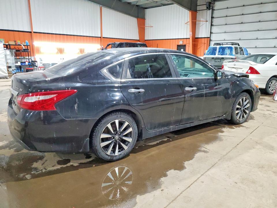 Продажа на аукционе авто 2016 Nissan Altima 2.5, vin: 1N4AL3AP4GN304542, номер лота: 77620355
